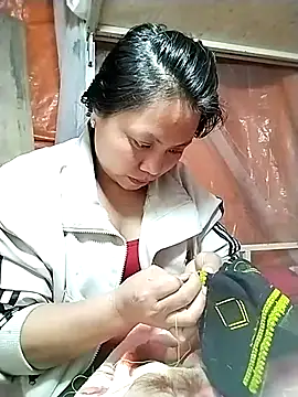 venu00 - Venu00's free webcam - UK Sex Cams