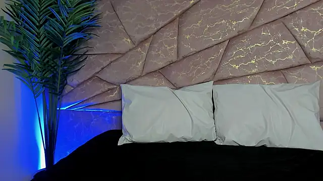 yayis_betancur (F young) - Boobsjob big dick