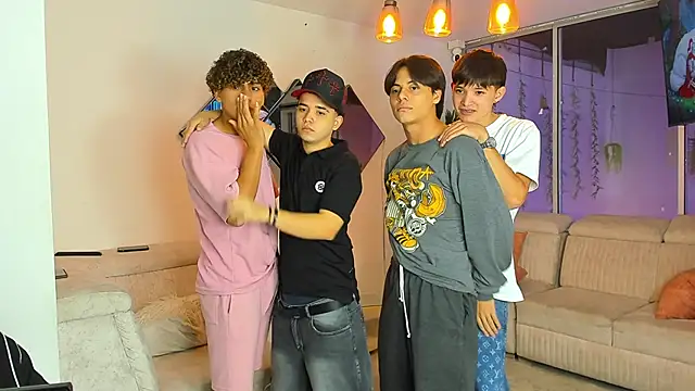 Houseofwarrios webcam