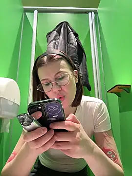 rinacat (F young) - Squirt