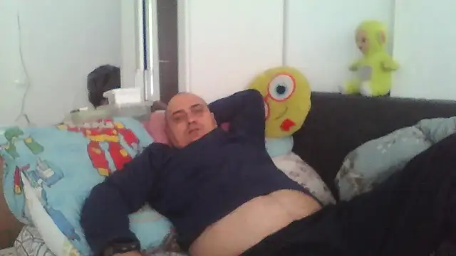 vitalik66679 - Vitalik66679's free webcam - UK Sex Cams