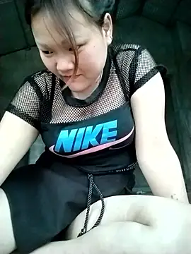 m-mbae - M-mbae's free webcam - UK Sex Cams