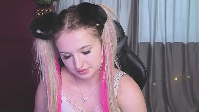 banana_bowl - Banana_Bowl's free webcam