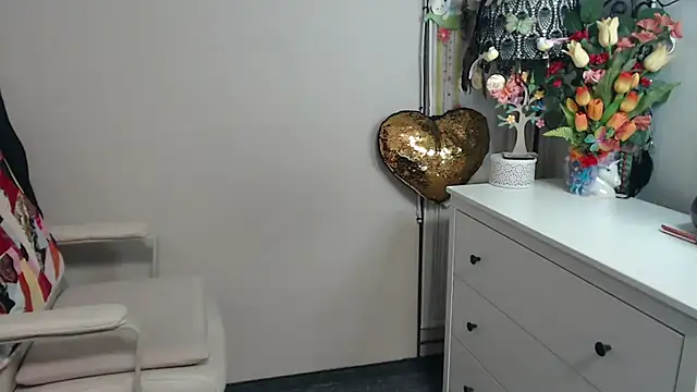 adelewildx - Adelewildx's free webcam