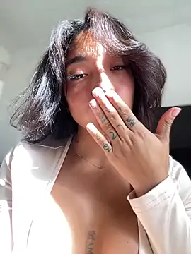 bellafr (Ask my age) - Slap my ass x10 💕