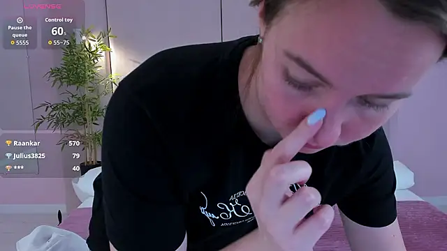 janicecollins (F young) - Surprise your baby today