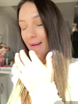 hotxmom_ (F young) - Make me happy