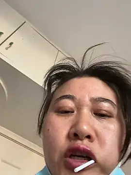 daaqnn (F milf) - 大逼吃手