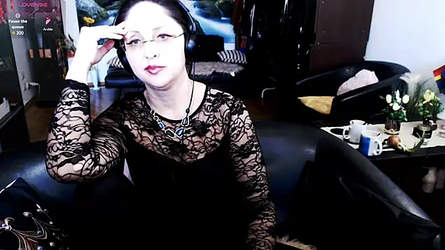 imperatriza - Imperatriza's free webcam - UK Sex Cams