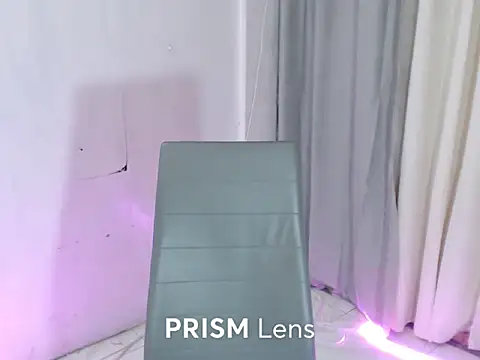 DoriDelux20 live sex cam