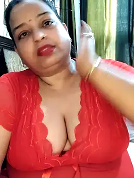 Webcam Model (Sexey-Model21)  is live.Free join now!