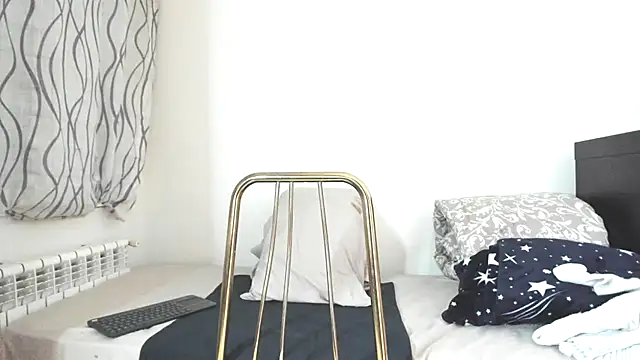 cristaldivine - CristalDivine's free webcam