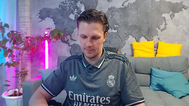 vikingchrisss - VikingChrisss's free webcam