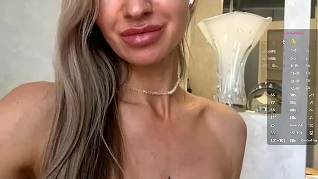 alisawhiteness - AlisaWhiteness's free webcam