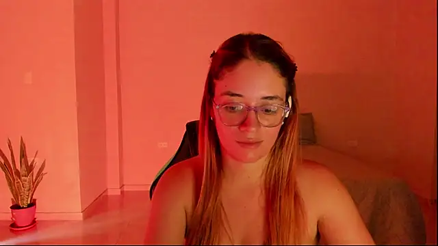 atenas_05_ (F young) - spanks ass