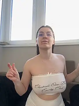 hotcherry18 - HotCherry18's free webcam - UK Sex Cams