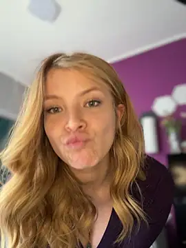 AnastasiaAniess webcam