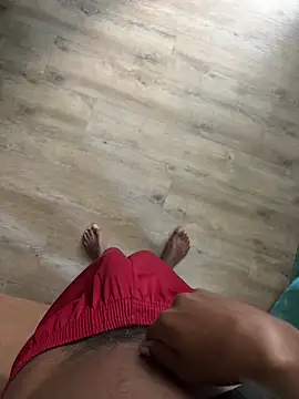 trhge253 - Trhge253's free webcam