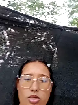 Webcam Model (young_dairy01)  is live.Free join now!