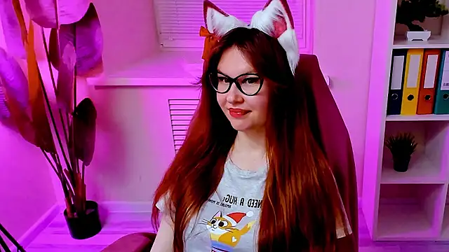 carolgiggly - CarolGiggly's free webcam - UK Sex Cams