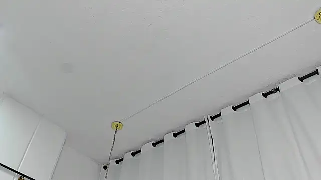 aerumchae (M twink) - 3 fingers in ass