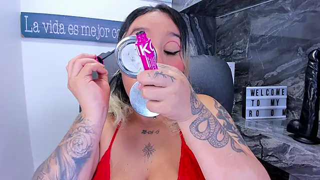 miss_danika - Miss_danika's free webcam - UK Sex Cams