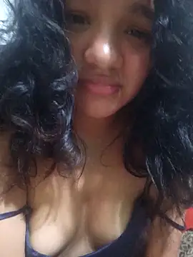 Webcam Model (sivi22)  is live.Free join now!