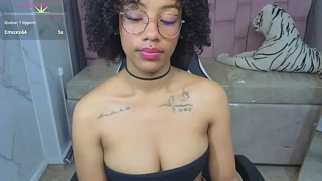 violeth_b - Violeth_b's free webcam - UK Sex Cams