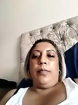 indianlara - IndianLara's free webcam - UK Sex Cams