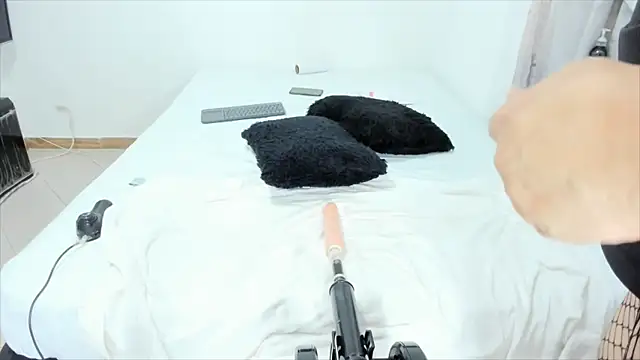 denny_scobar - Denny_scobar's free webcam - UK Sex Cams