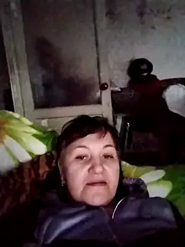 violastar75 - ViolaStar75's free webcam - UK Sex Cams