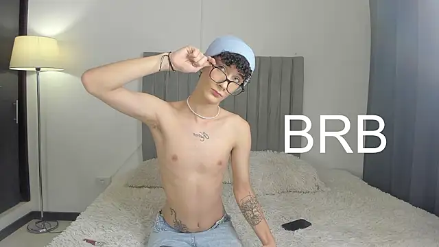 im_thomass (M twink) - masturbate hard