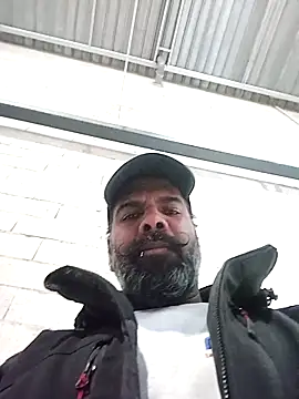 frenchblackc31 webcam