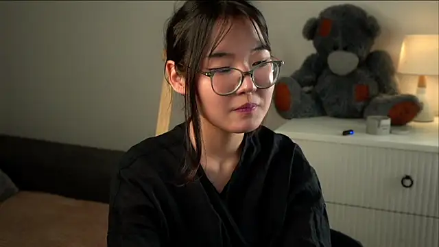 nellemihalko - NelleMihalko's free webcam - UK Sex Cams