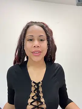 HaileyDiana live sex cam