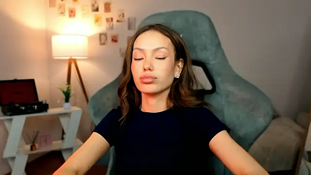 nexorine - Nexorine's free webcam - UK Sex Cams