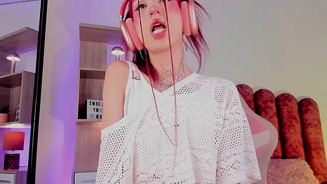 eli-bluee - Eli-Bluee's free webcam