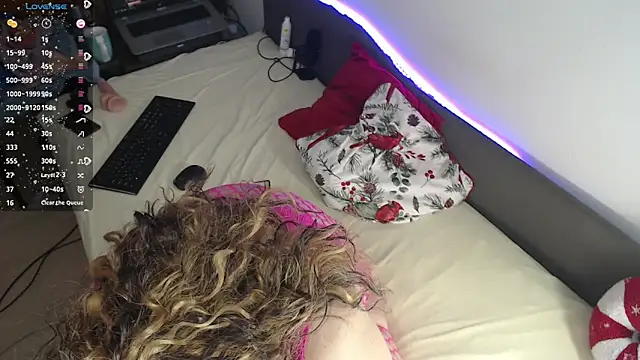 bigbootyalice - BigBootyAlice's free webcam