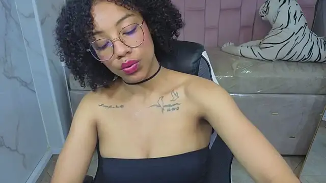 violeth_b - Violeth_b's free webcam