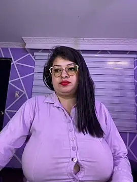 miiaajoness - MiiaaJoness's free webcam