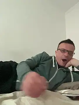 viktor1992-1-1 (Ask my age) - on the day off