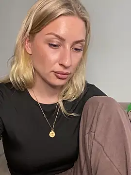 xxbellexx (F young) - Show Ass/ 4 slaps/ 2 bideos LT