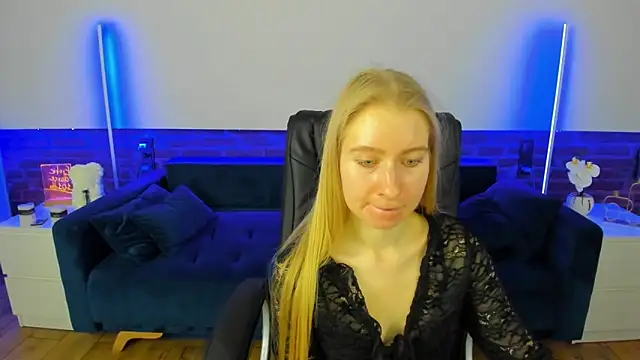 alina_blonde - Alina_Blonde's free webcam - UK Sex Cams
