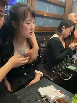 美女xiaotiantian-10在线直播