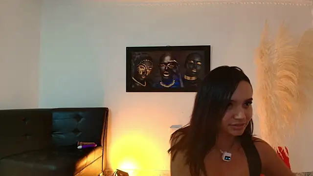 sara_lux1 - Sara_lux1's free webcam - UK Sex Cams