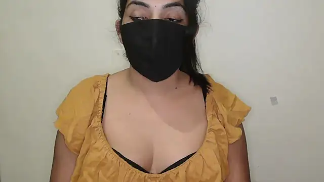 Reddy_Trisha live sex cam