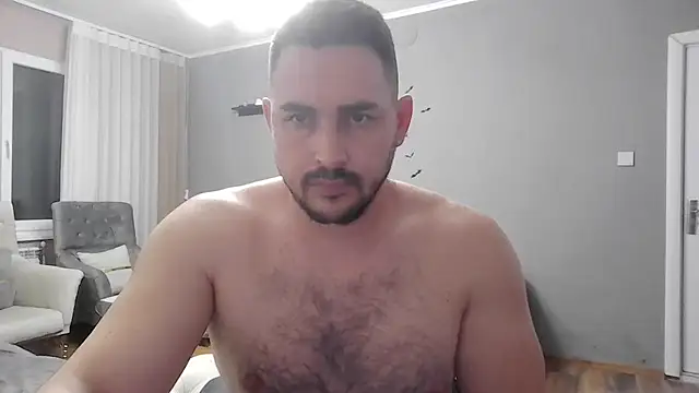 mastermute (M young) - #brunettes #cam2cam #flashing #flexing #foot-fetish #hd #middle-priced-privates #muscular #small-audience #straight #white #young