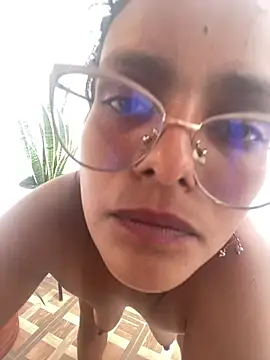 Naya_Noir live sex cam