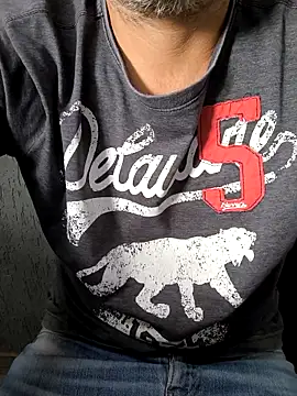 leo_big - Leo_Big's free webcam - UK Sex Cams