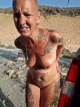 Emma_Milf25 live sex cam